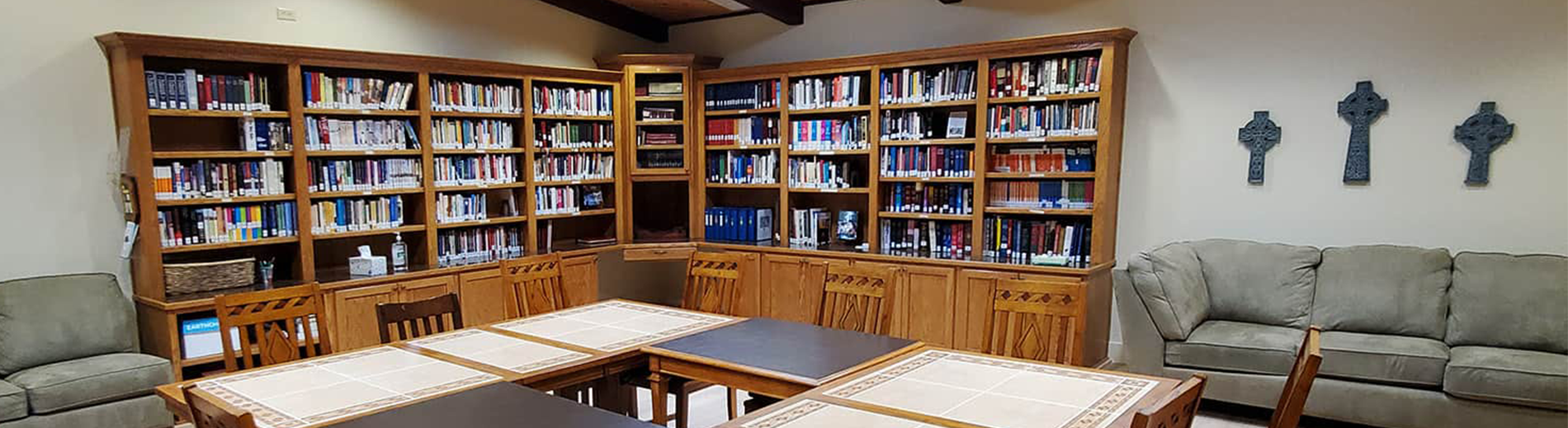All Saints of the Desert, Sun City Arizona - Parish Ministries - Library Ministry